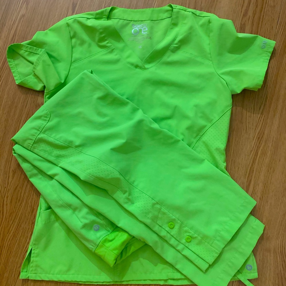 COPY - Barco one scrub set size XS TOP, XSP PANTS